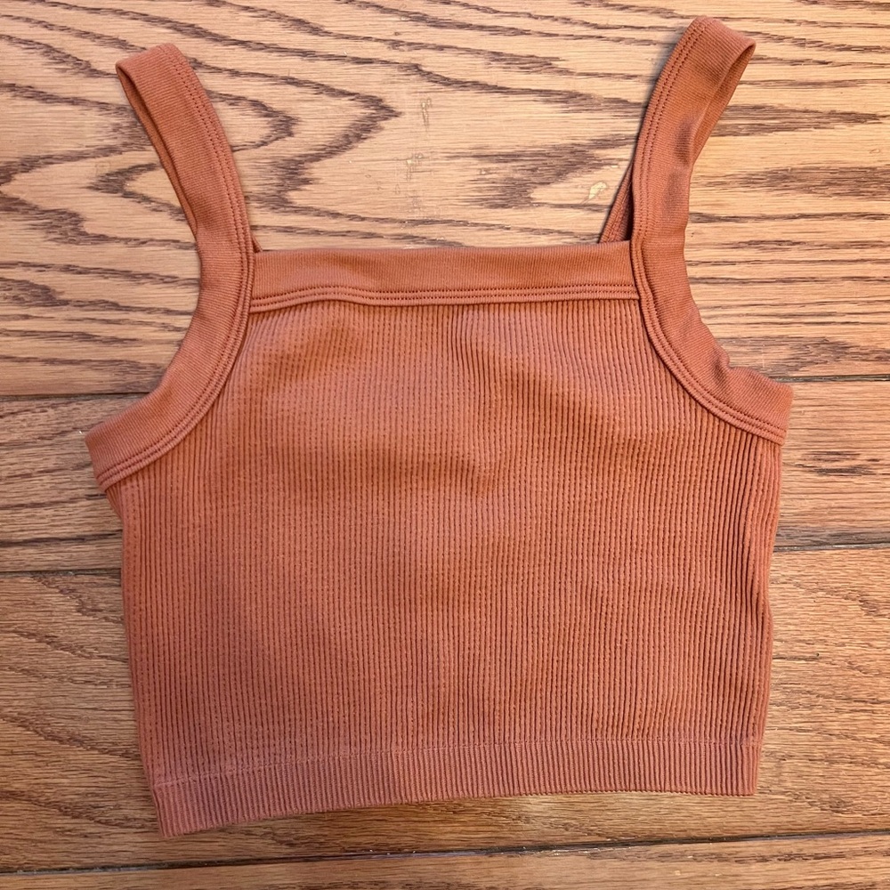 Cotton On burnt orange ribbed crop top